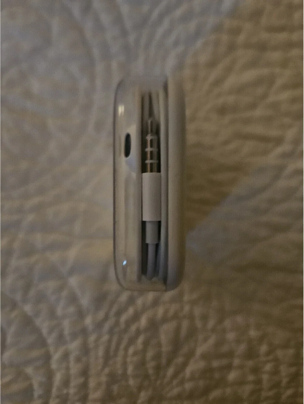 Apple EarPods In Ear Canal Headset - White (MNHF2AM/A)